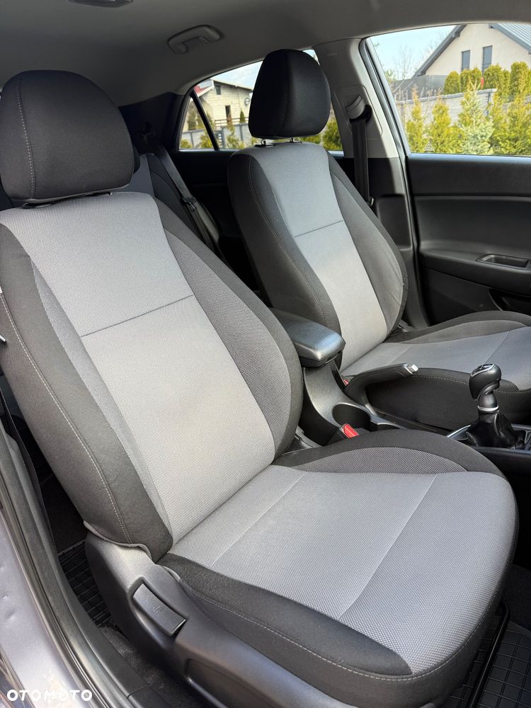 Hyundai i20 1.4 Intro Edition - 19