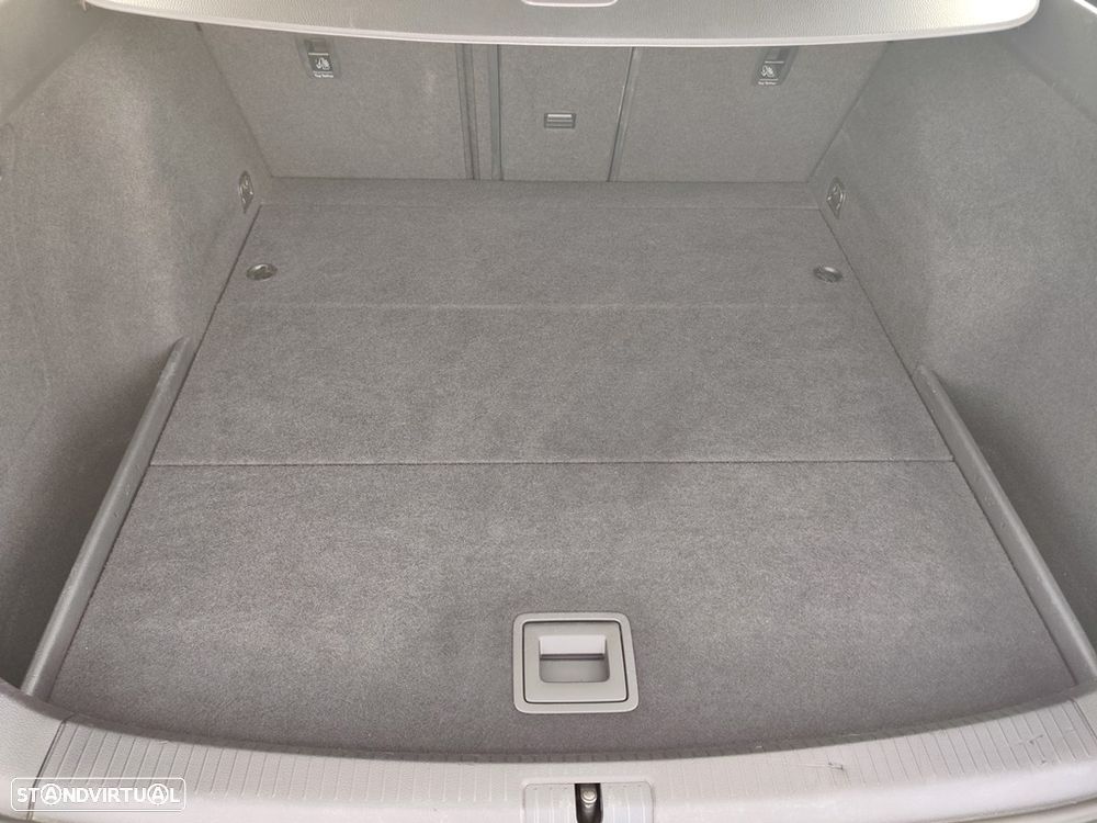 VW Golf Variant 1.6 TDi BlueMotion Confortline - 16