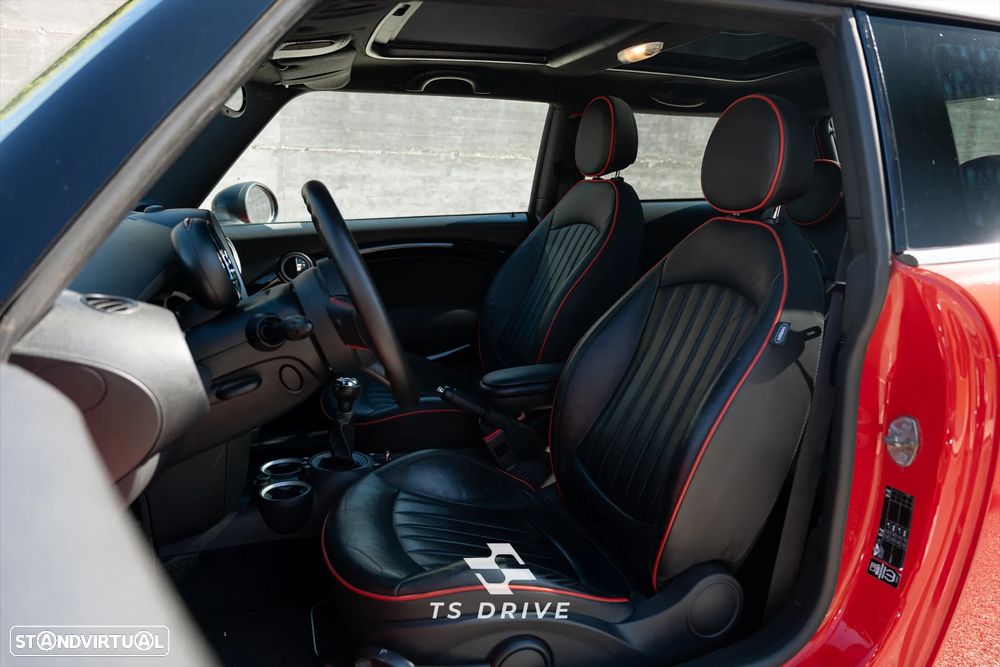 MINI 3 Portas John Cooper Works - 9