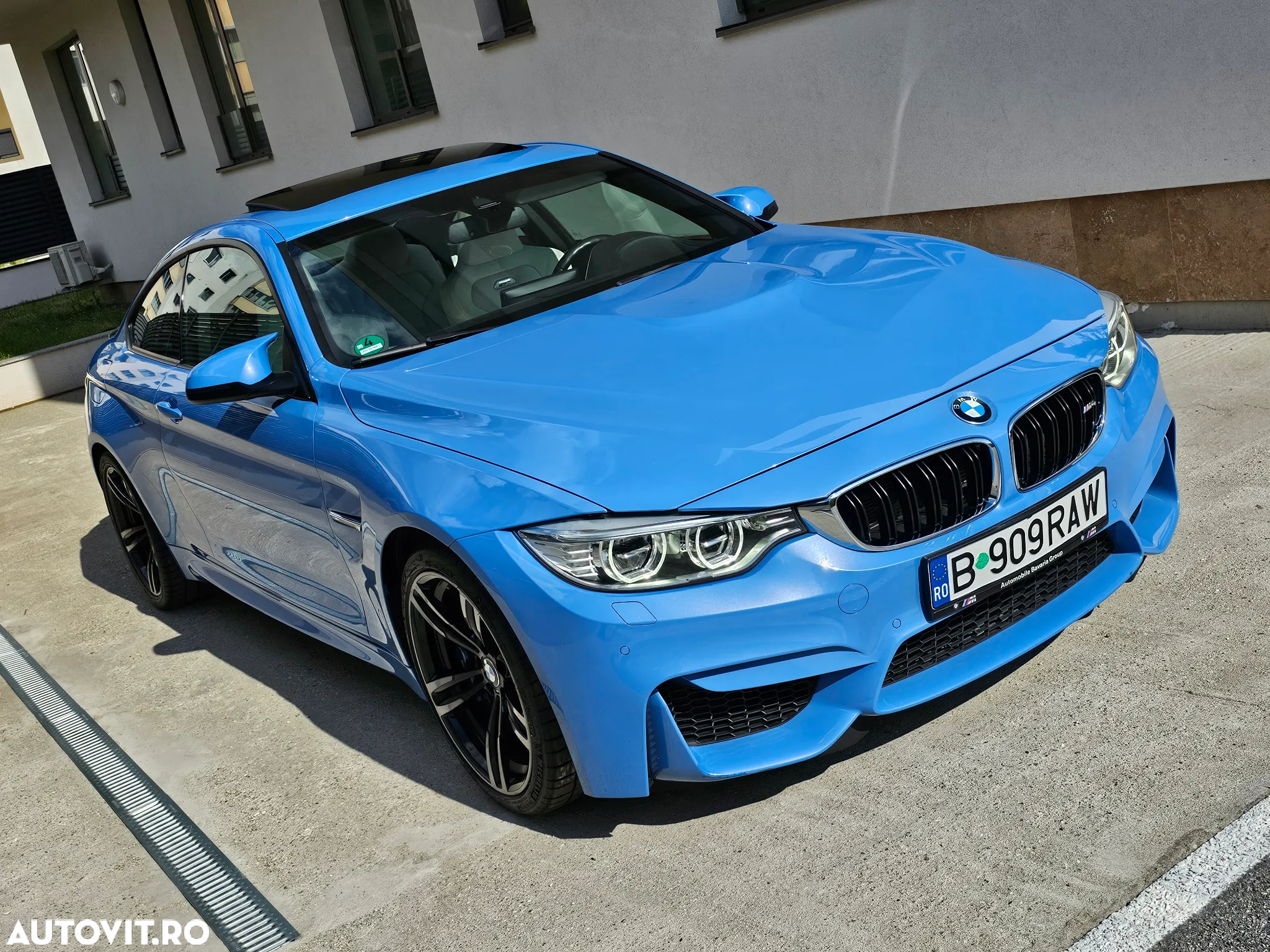 BMW M4 Coupe DKG - 24