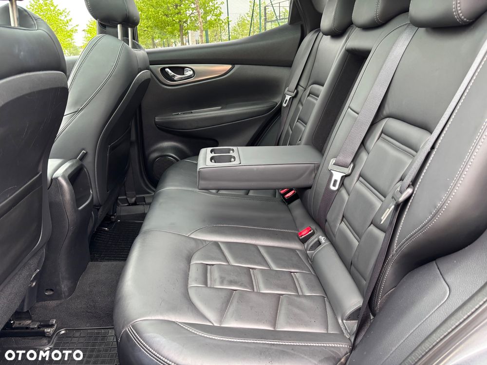 Nissan Qashqai 1.5 dCi Tekna - 25