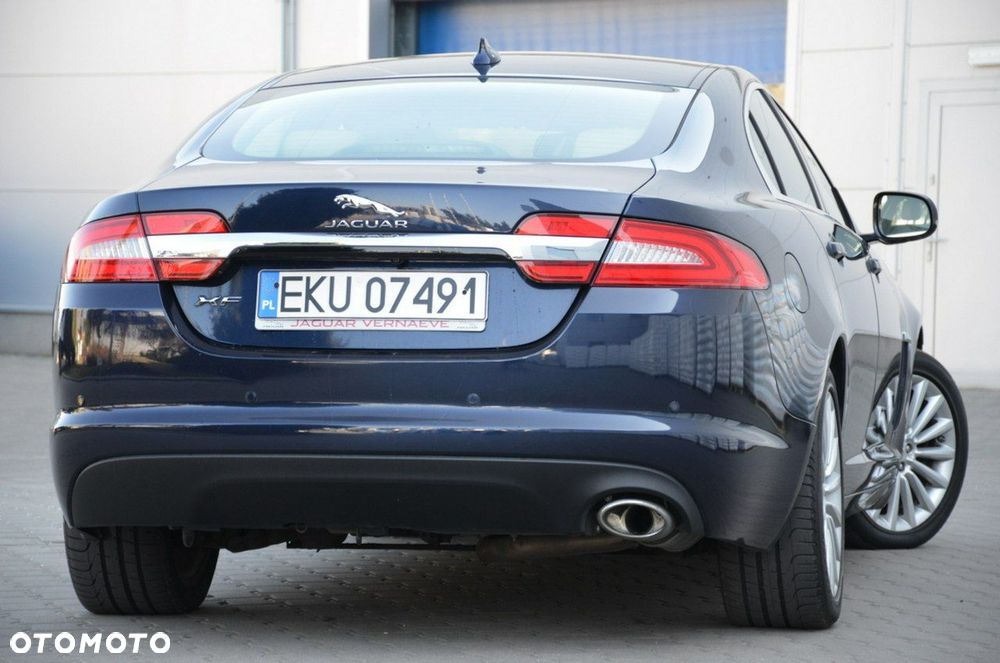 Jaguar XF - 20