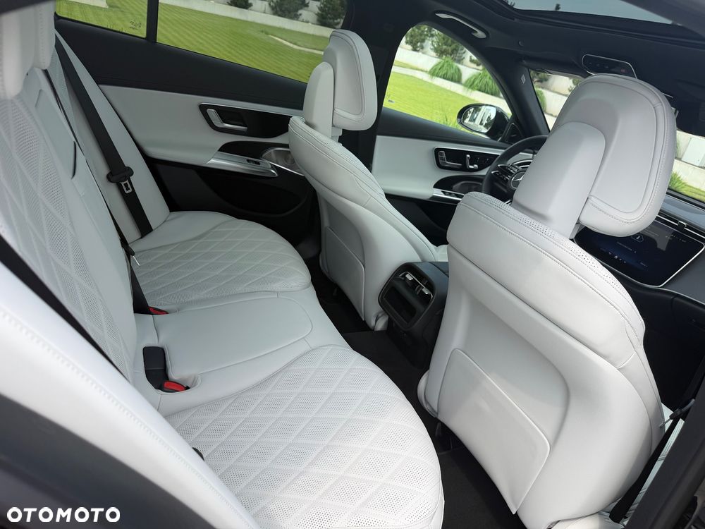 Mercedes-Benz Klasa E 220 d mHEV Exclusive 9G-Tronic - 14