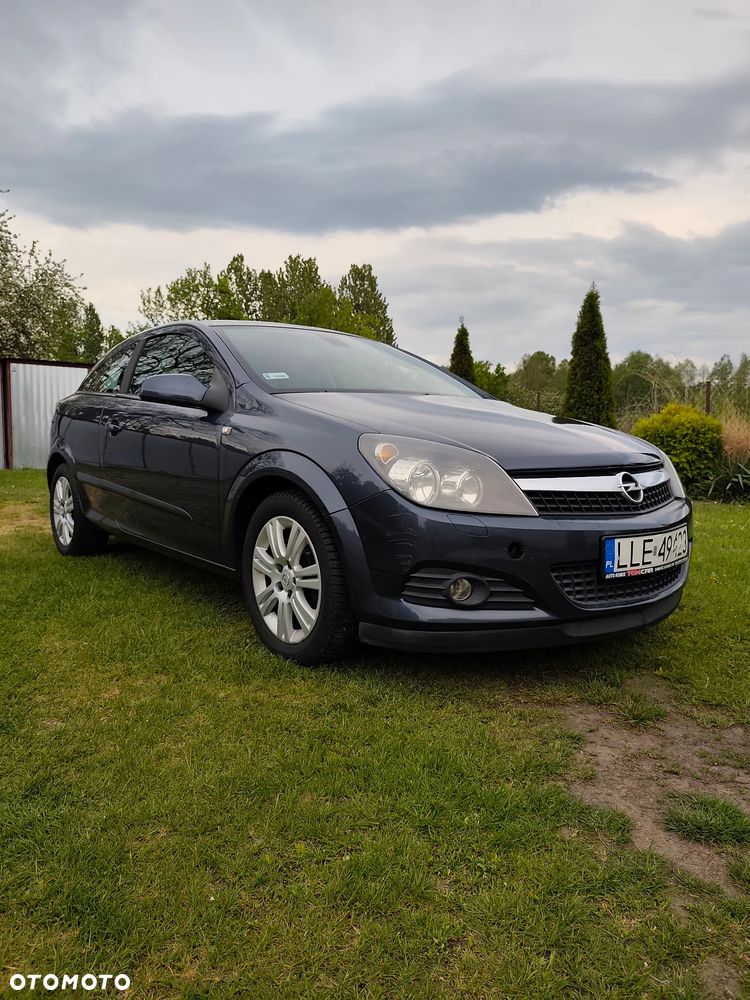 Opel Astra 1.3 CDTI Cosmo - 1