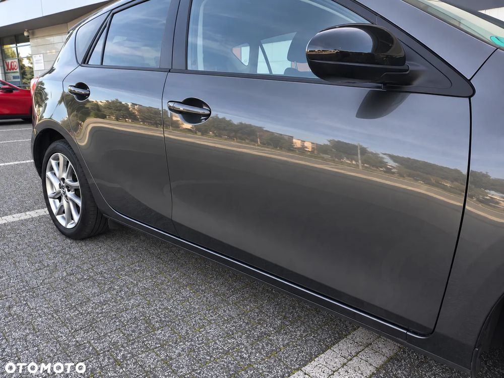 Mazda 3 1.6 Sport Exclusive - 29