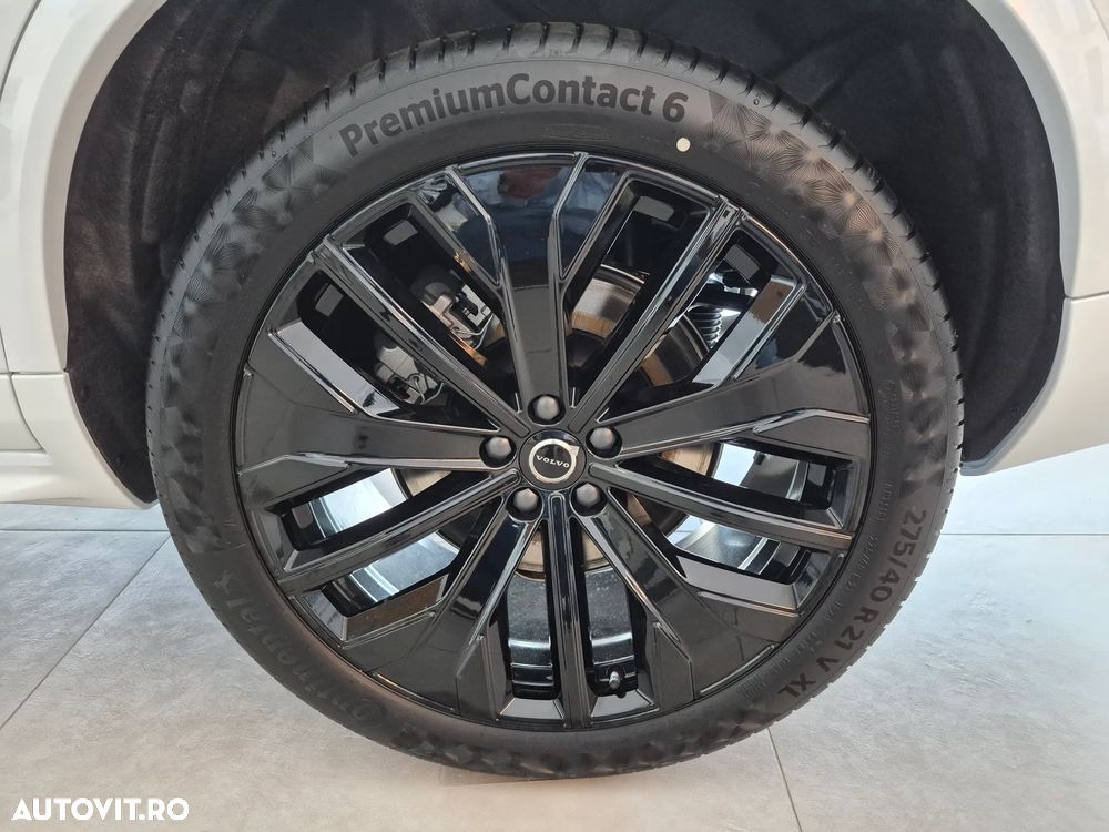 Volvo XC 90 T8 AWD PHEV Ultra Black Edition - 17