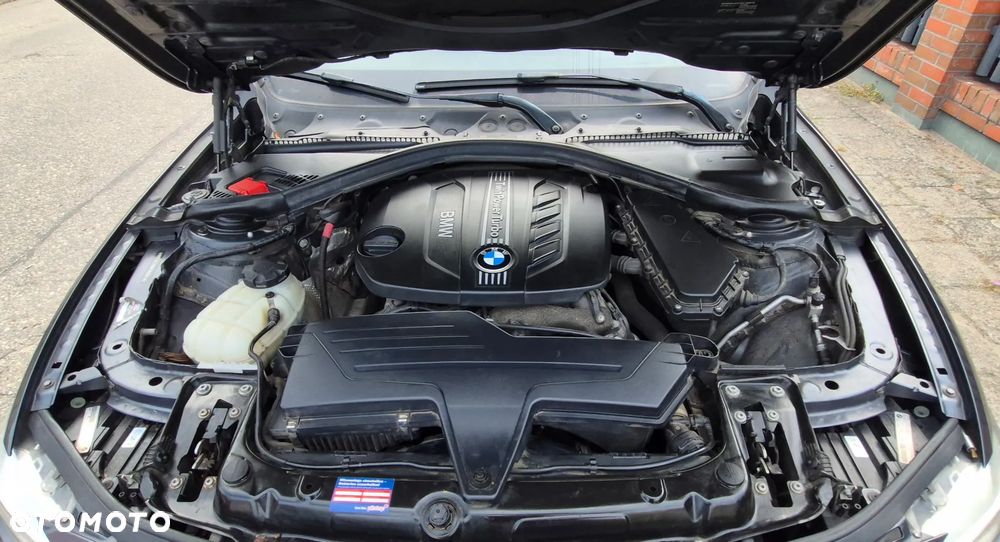 BMW Seria 3 - 12