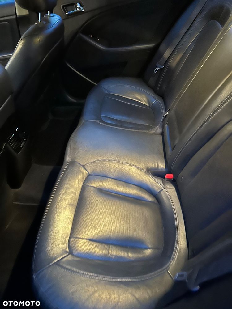 Kia Optima 1.7 CRDi XL - 8