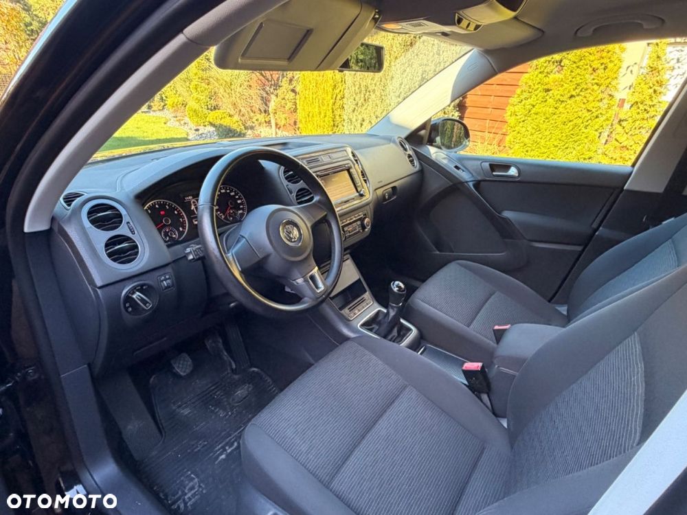 Volkswagen Tiguan - 17