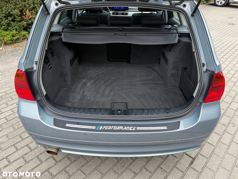 BMW Seria 3 - 14