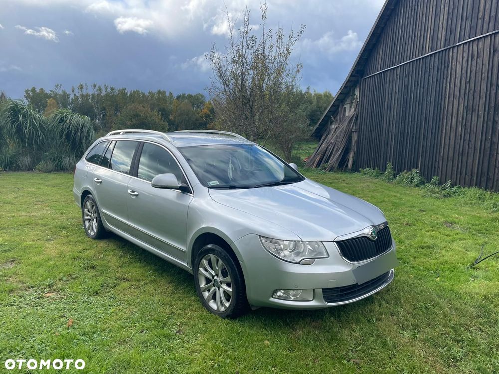 Skoda Superb 2.0 TDI 4x4 Elegance DSG - 1