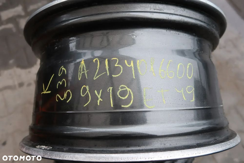 339 Felga Aluminiowa Mercedes A2134016600 9x19et49 - 5