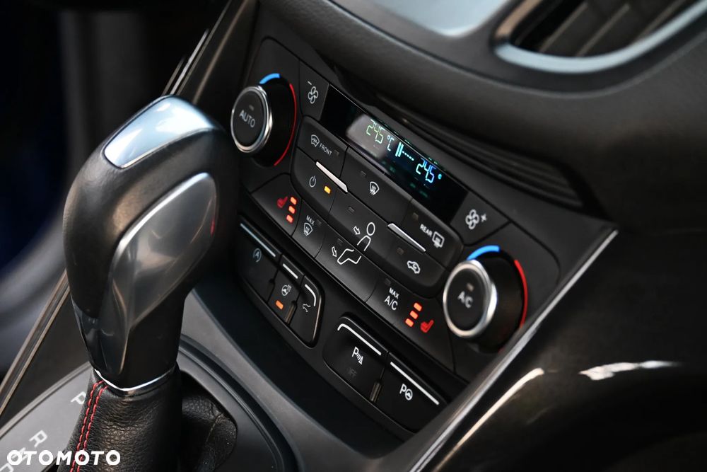 Ford Kuga 1.5 EcoBoost 4x4 ST-Line - 25