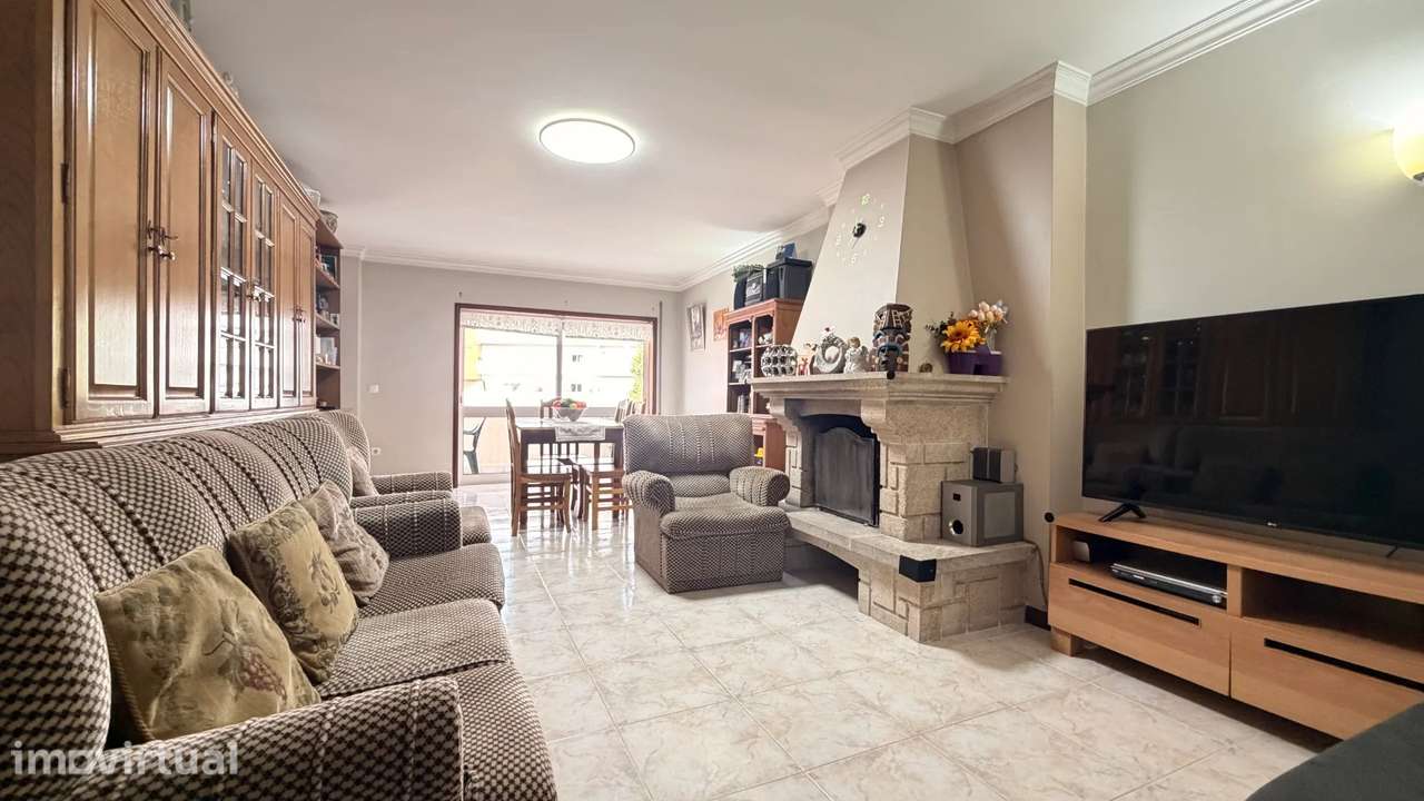 Apartamento T3 c/ Rentabilidade em Arcos de Valdevez - Grande imagem: 2/19