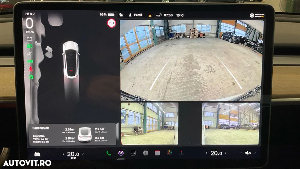 Tesla Model Y Long Range Dual Motor AWD - 11