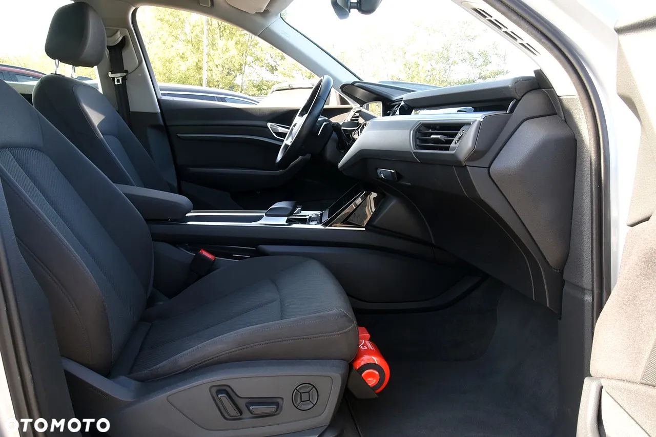 Audi e-tron 50 Quattro - 11