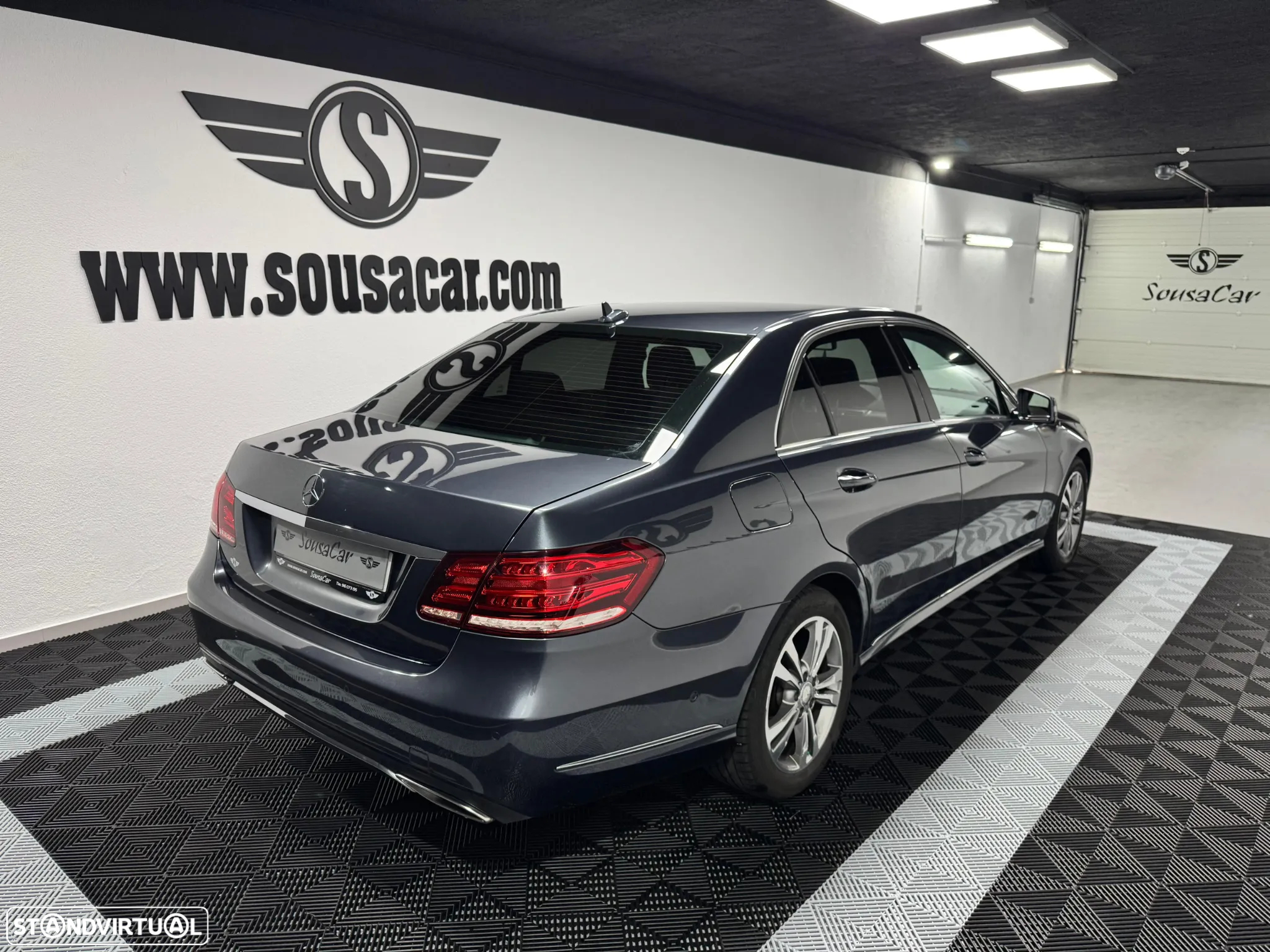 Mercedes-Benz E 300 Bluetec Hybrid Avantgarde - 3