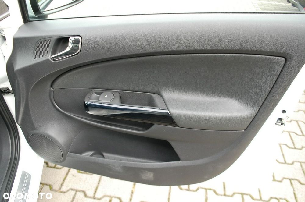 Opel Corsa - 30