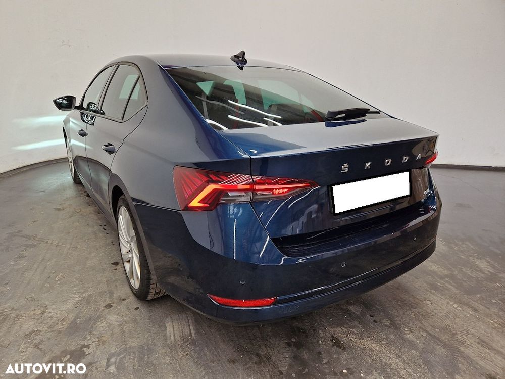 Skoda Octavia 2.0 TDI DSG 4X4 Style - 5
