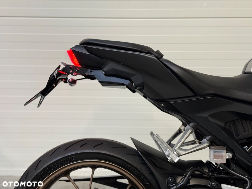 Honda CB - 18