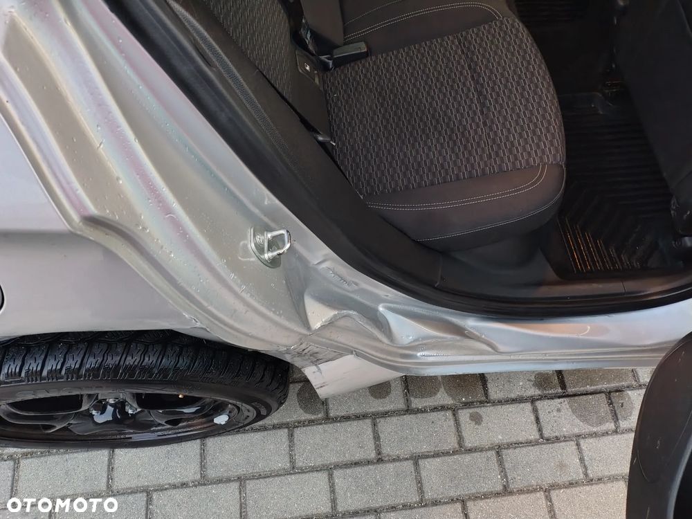Opel Astra - 28