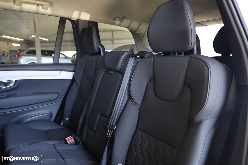 Volvo XC 90 T8 AWD Core - 12