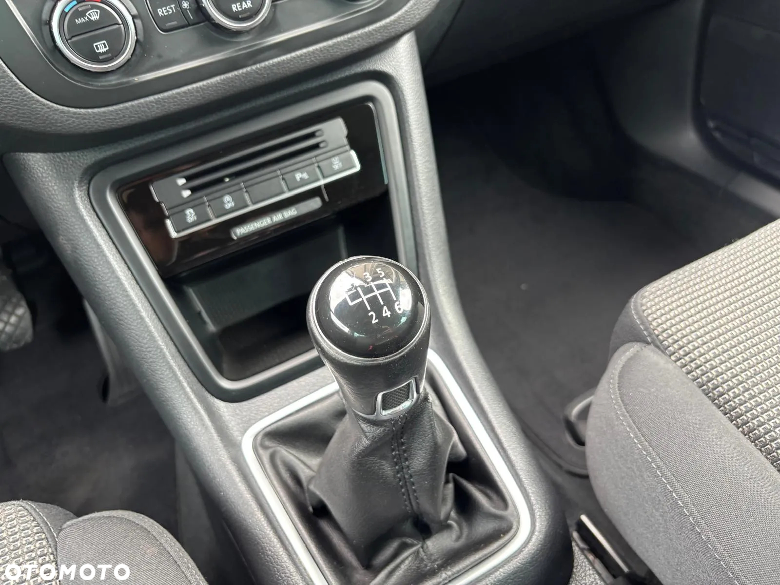 Volkswagen Sharan 2.0 TDI BlueMotion Technology Highline - 37