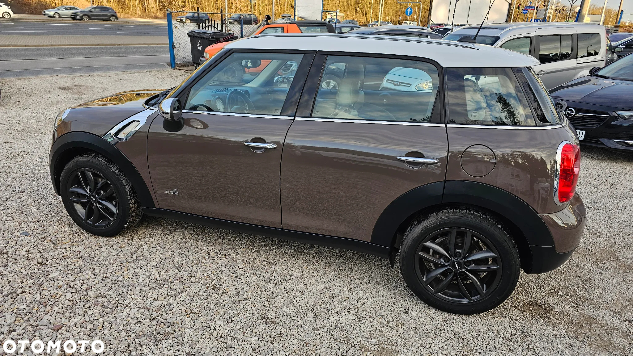 MINI Countryman Cooper D ALL4 EU6 - 24