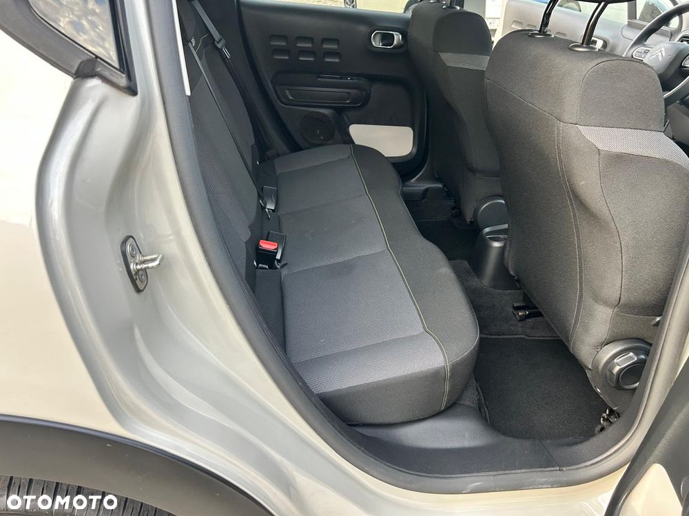 Citroën C3 1.2 PureTech Shine - 26