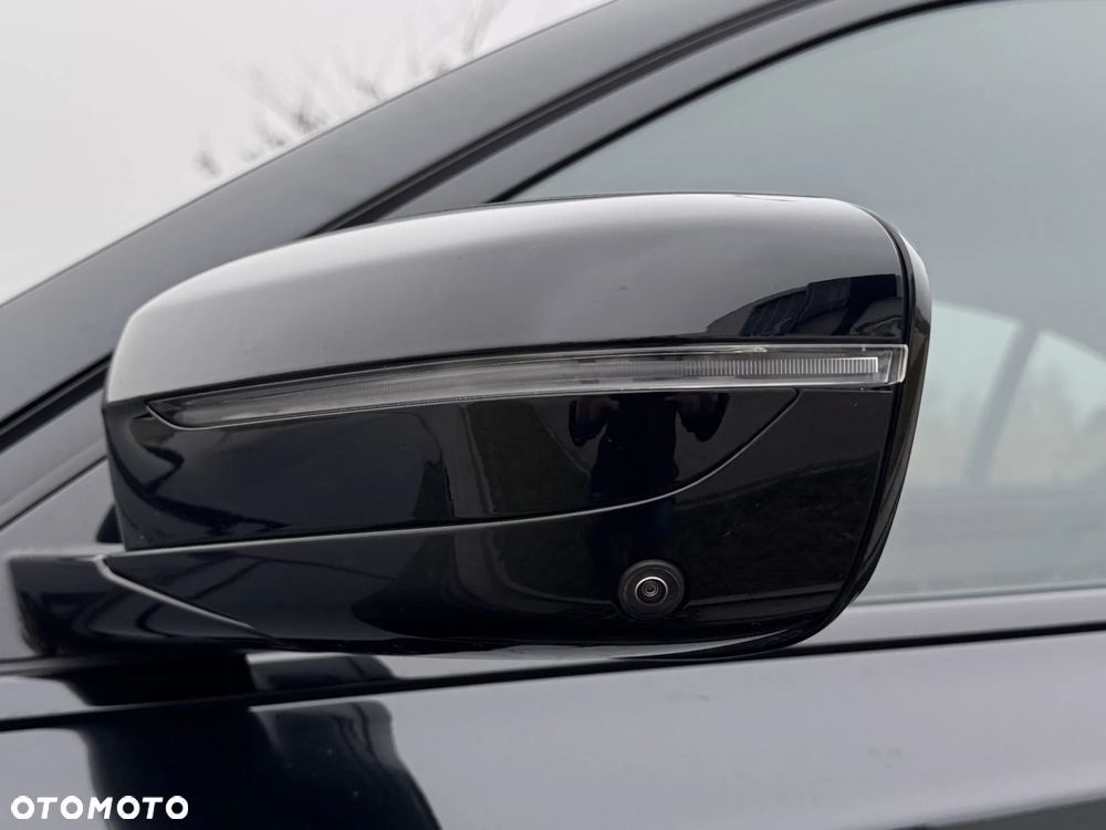 BMW Seria 3 320d xDrive mHEV M Sport - 9