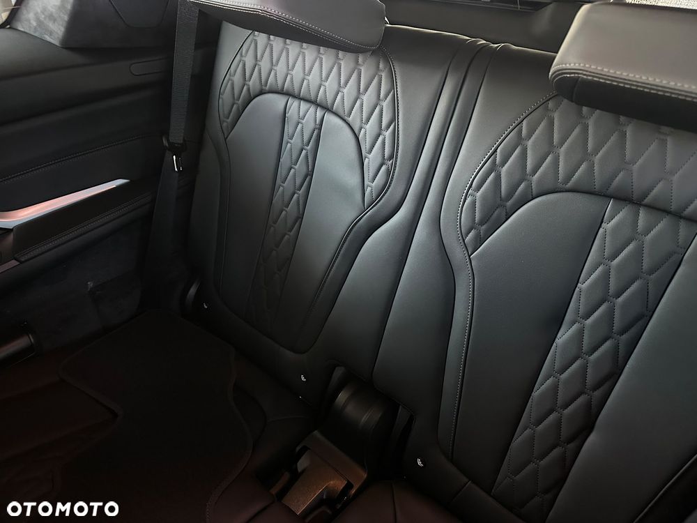 BMW X7 xDrive40d mHEV sport - 29