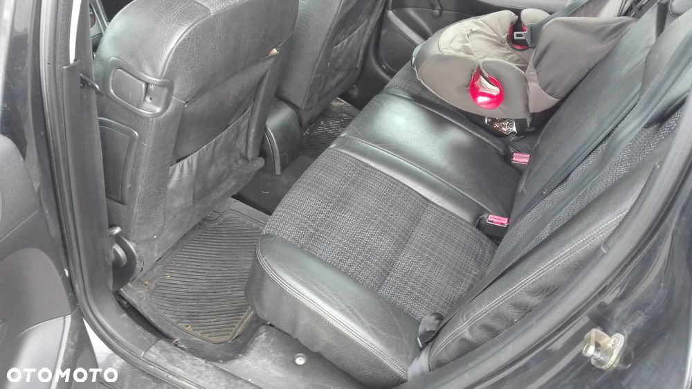 Peugeot 307 1.6 - 10