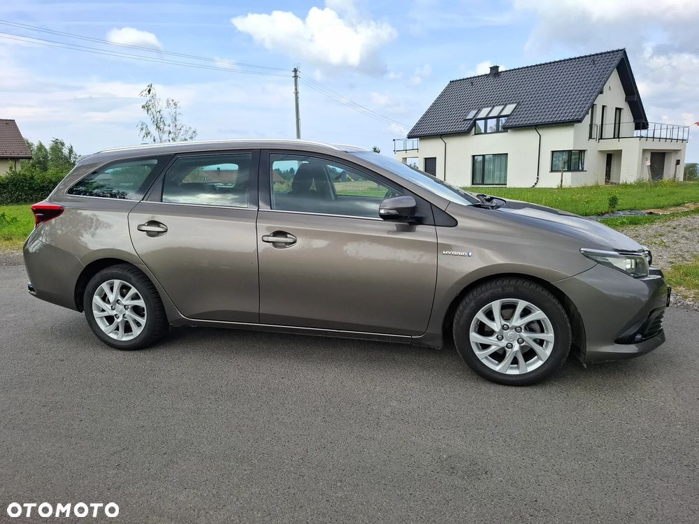 Toyota Auris - 6