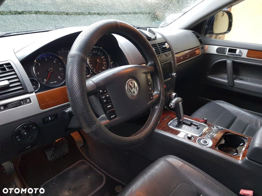 Volkswagen Touareg - 5