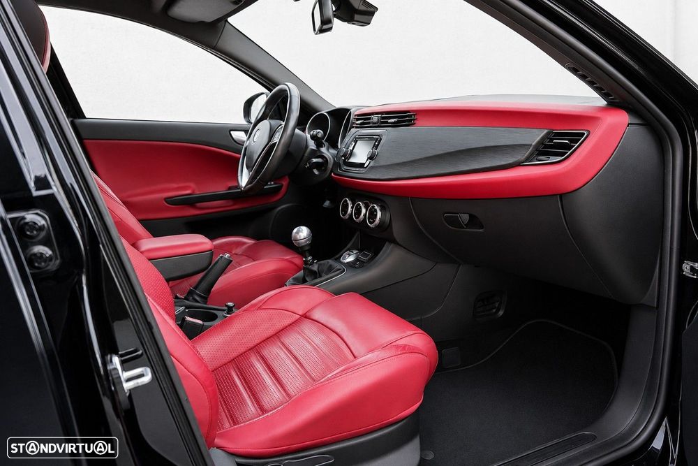 Alfa Romeo Giulietta 2.0 JTDM Super - 6