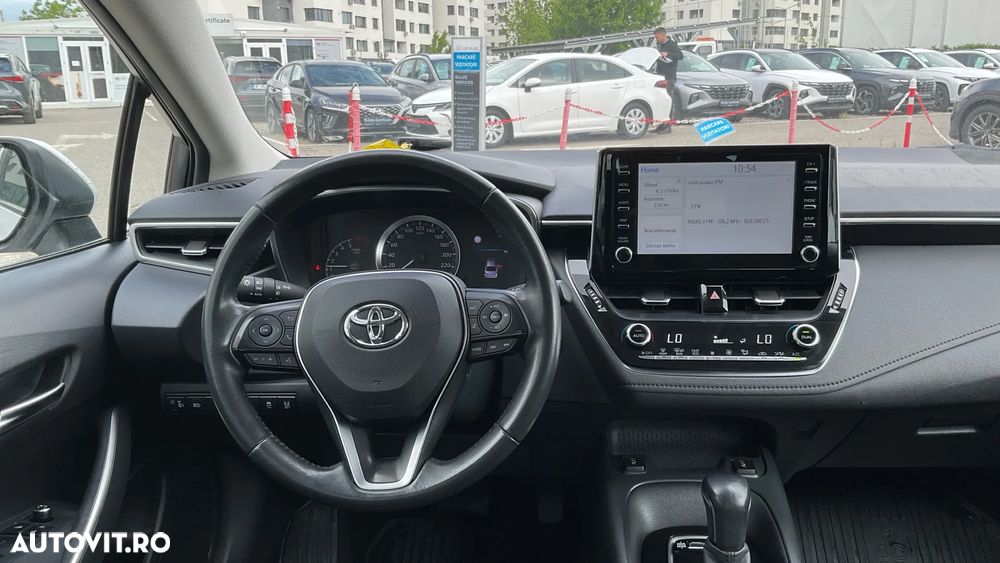 Toyota Corolla 1.8 HSD Business - 26