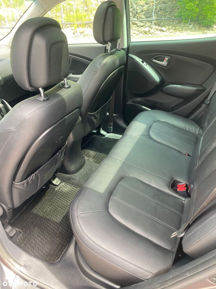 Hyundai ix35 2.0 CRDi 4WD Automatik Premium - 10