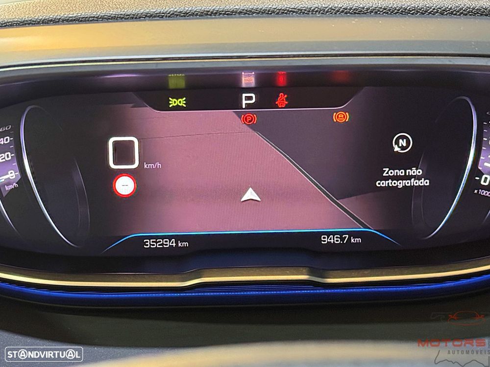 Peugeot 3008 1.2 PureTech Allure Pack EAT8 - 26
