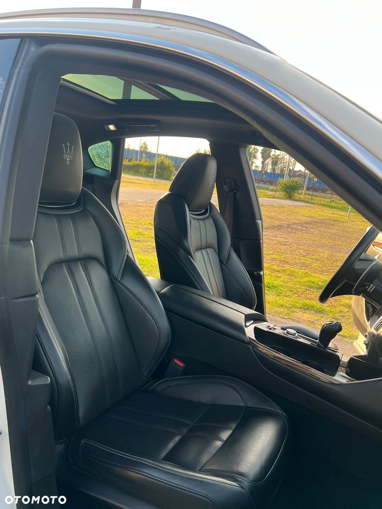 Maserati Levante Modena S - 14