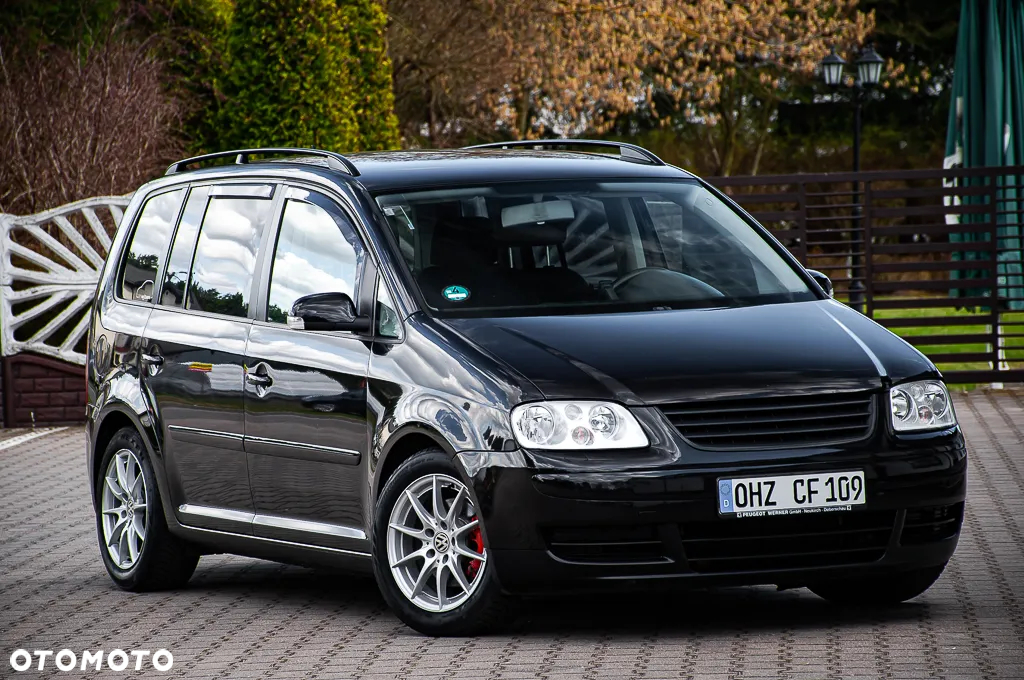 Volkswagen Touran - 2