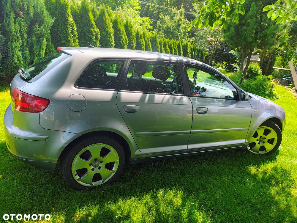 Audi A3 Sportback 2.0 TDI DPF Quattro Ambition - 6