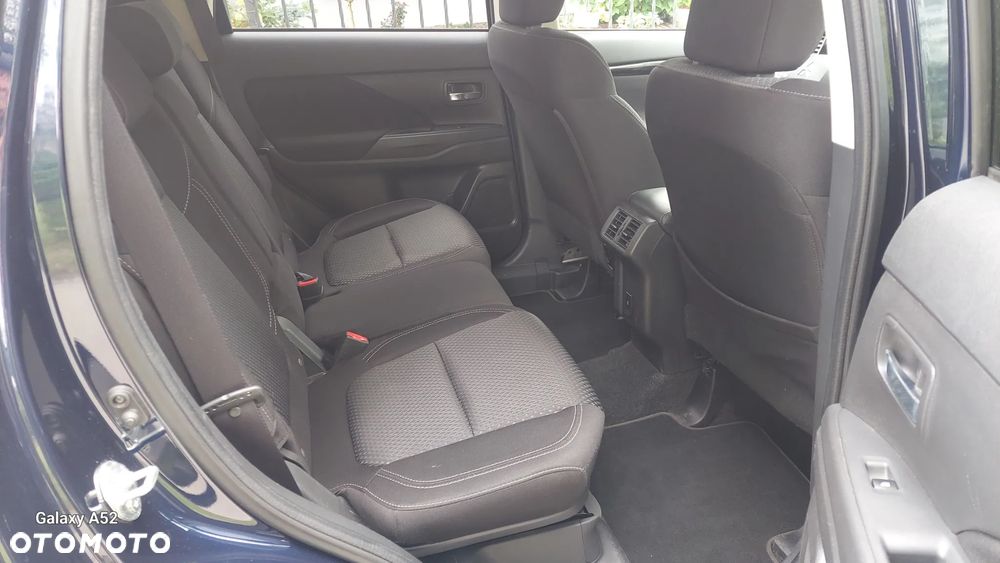Mitsubishi Outlander - 21