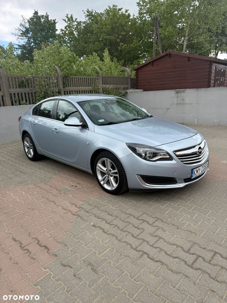 Opel Insignia - 8