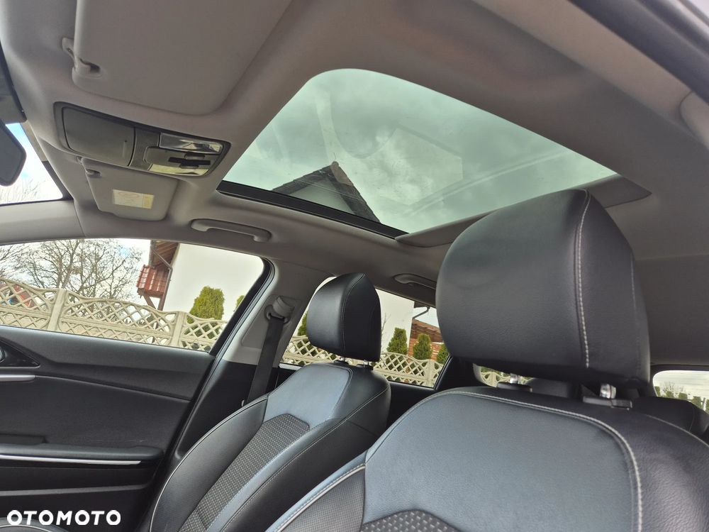 Kia Ceed 1.6 CRDi DCT GT Line - 18