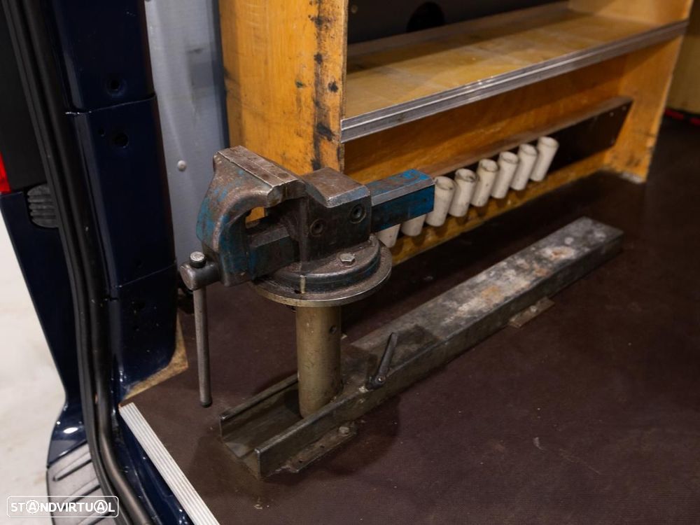 Ford Transit TREND 320 L2H1 AUTOMATICA C/IVA - 8