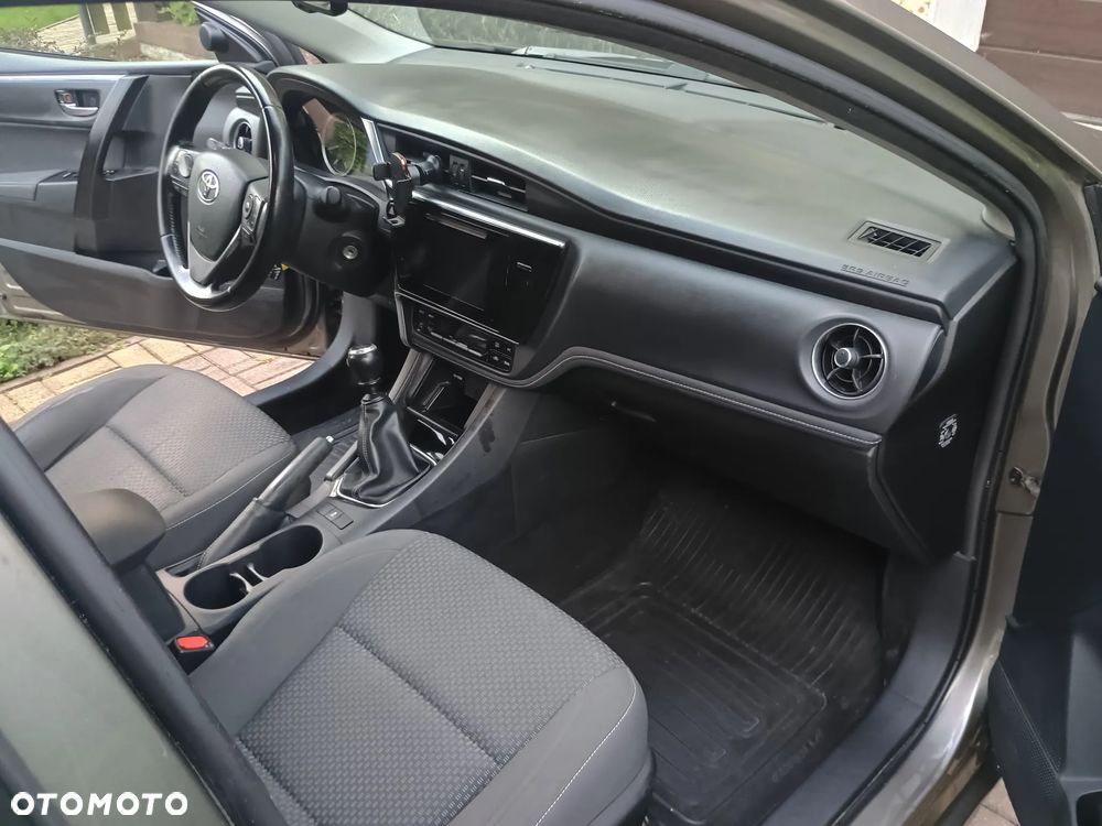 Toyota Corolla 1.6 Comfort - 7