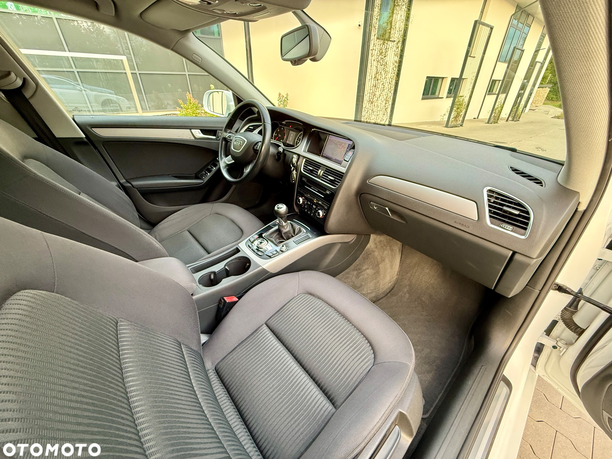 Audi A4 Avant 2.0 TDI - 25