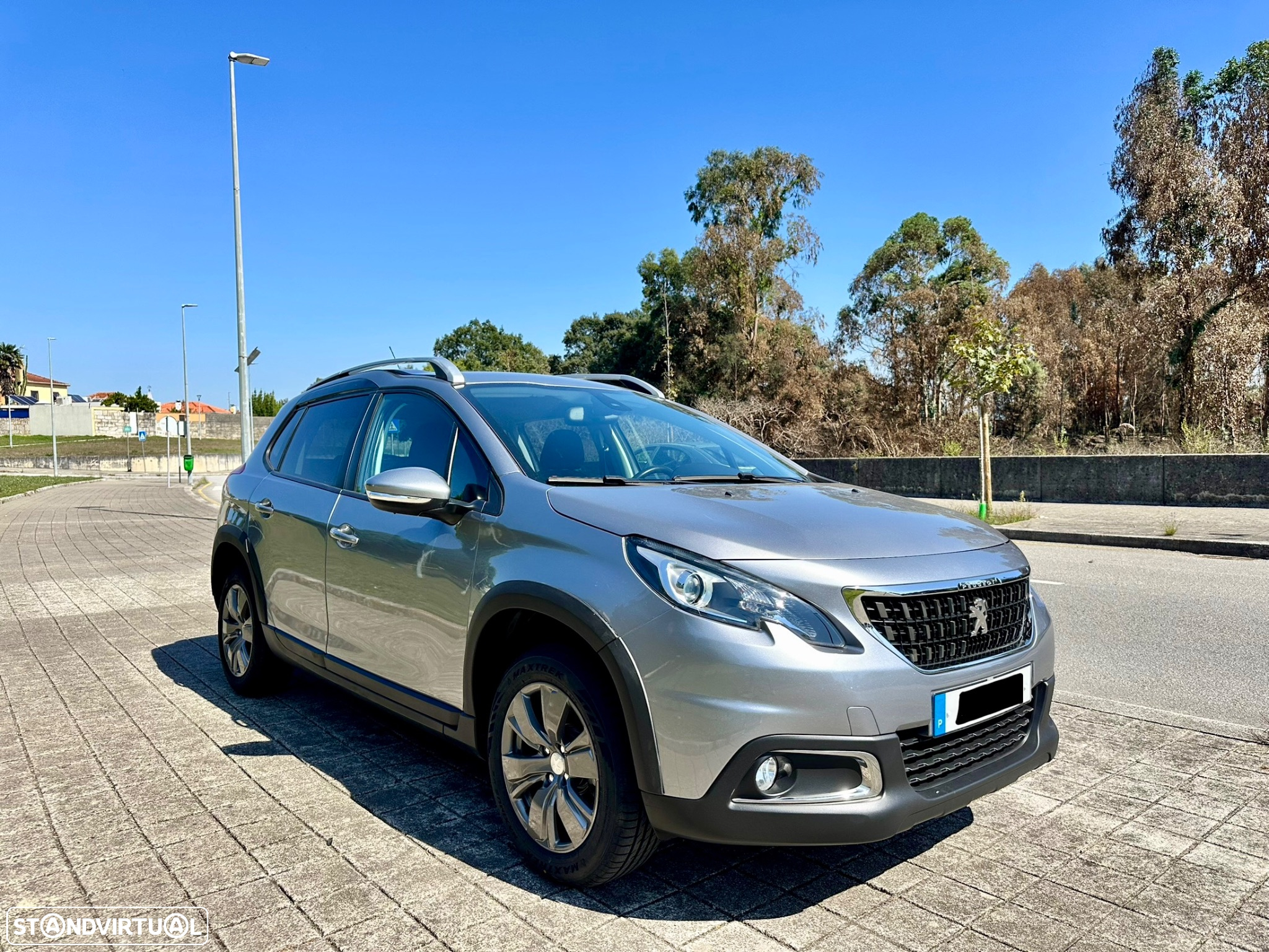 Peugeot 2008 1.2 PureTech Style - 9