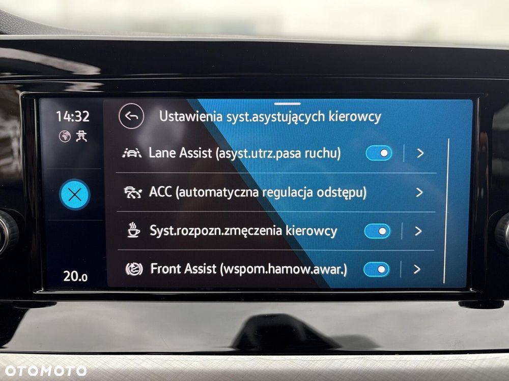 Volkswagen Golf VIII 2.0 TDI Life DSG - 24