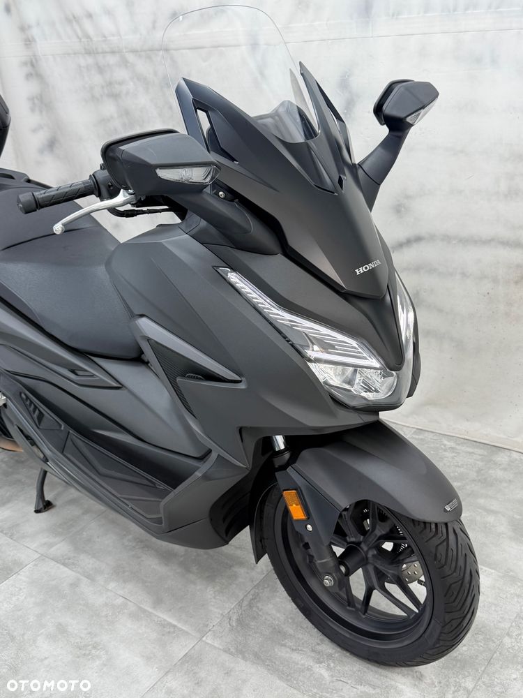 Honda NSS - 12